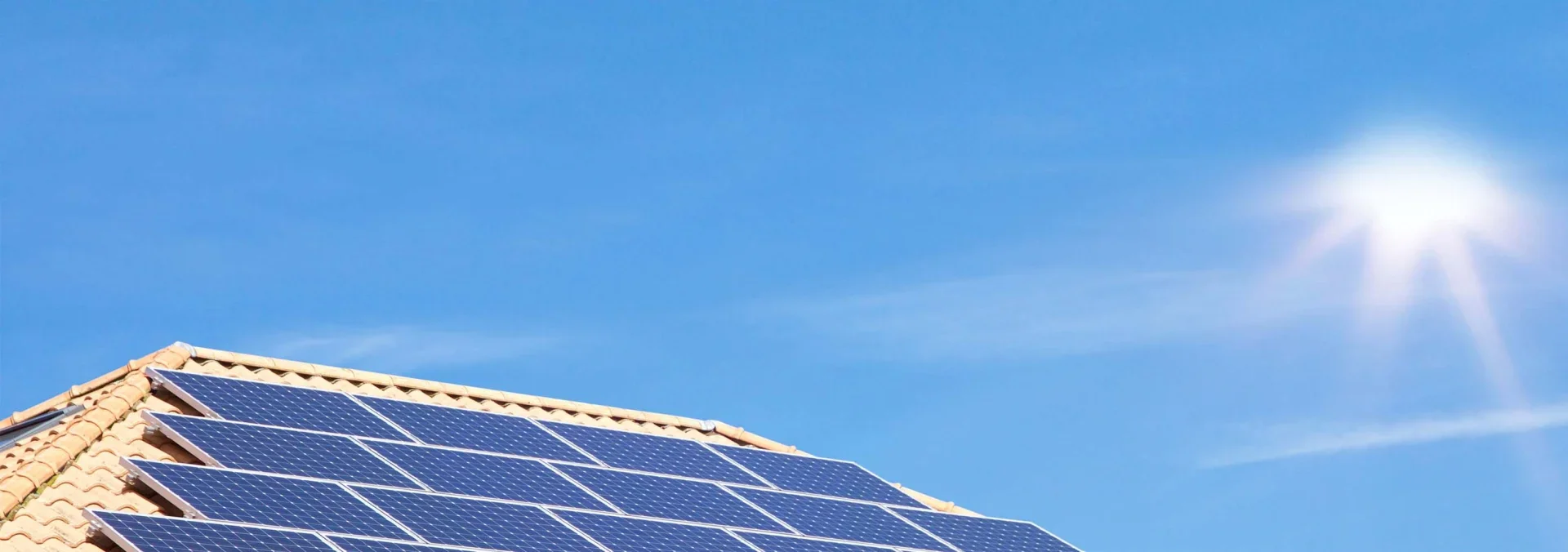 Çatı Tipi Güneş Enerjisi Paneli Sigortası